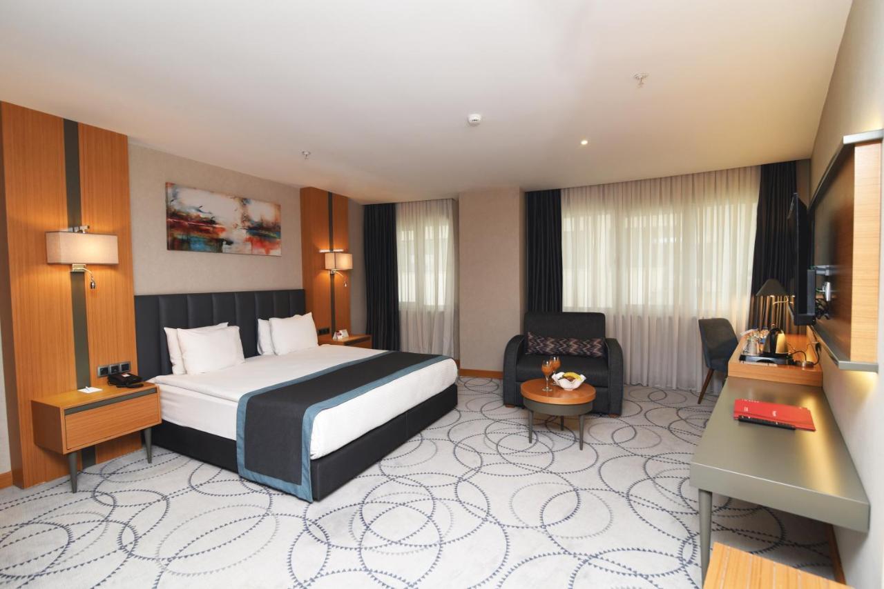 מלון Ramada By Wyndham Nilufer בורסה מראה חיצוני תמונה